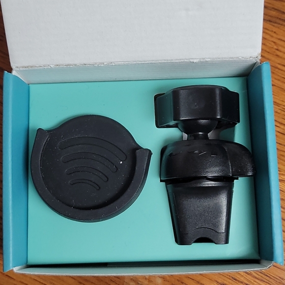 Pop Tech Air Vent Car Mount & Holder - Picture 5 of 5